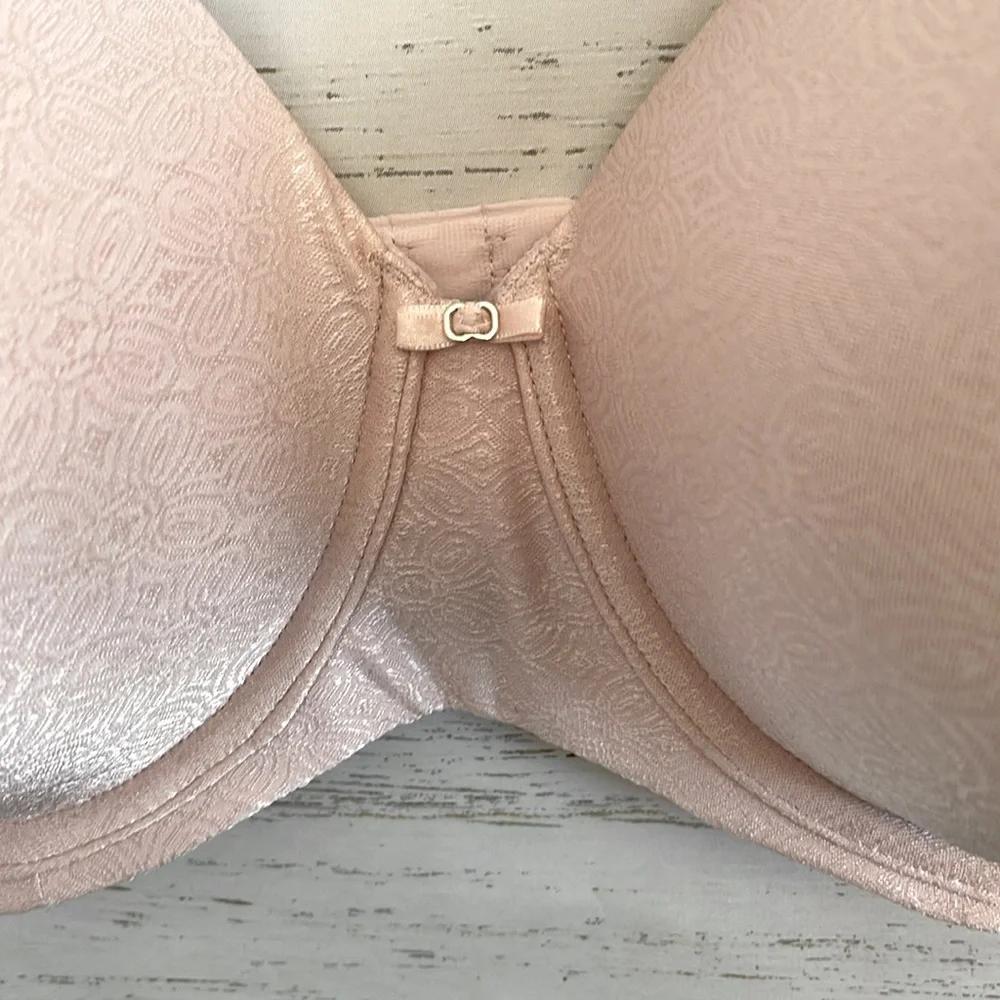 Vanity Fair Beauty Back Bra, Style 76345 in Soft Pink Damask, size 40DD, NWT